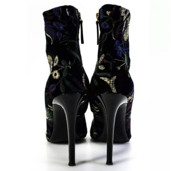 Giuseppe Zanotti Bimba Magdalena Floral Velvet Brocade Embroidered Sock Booties - Picture 4 of 9